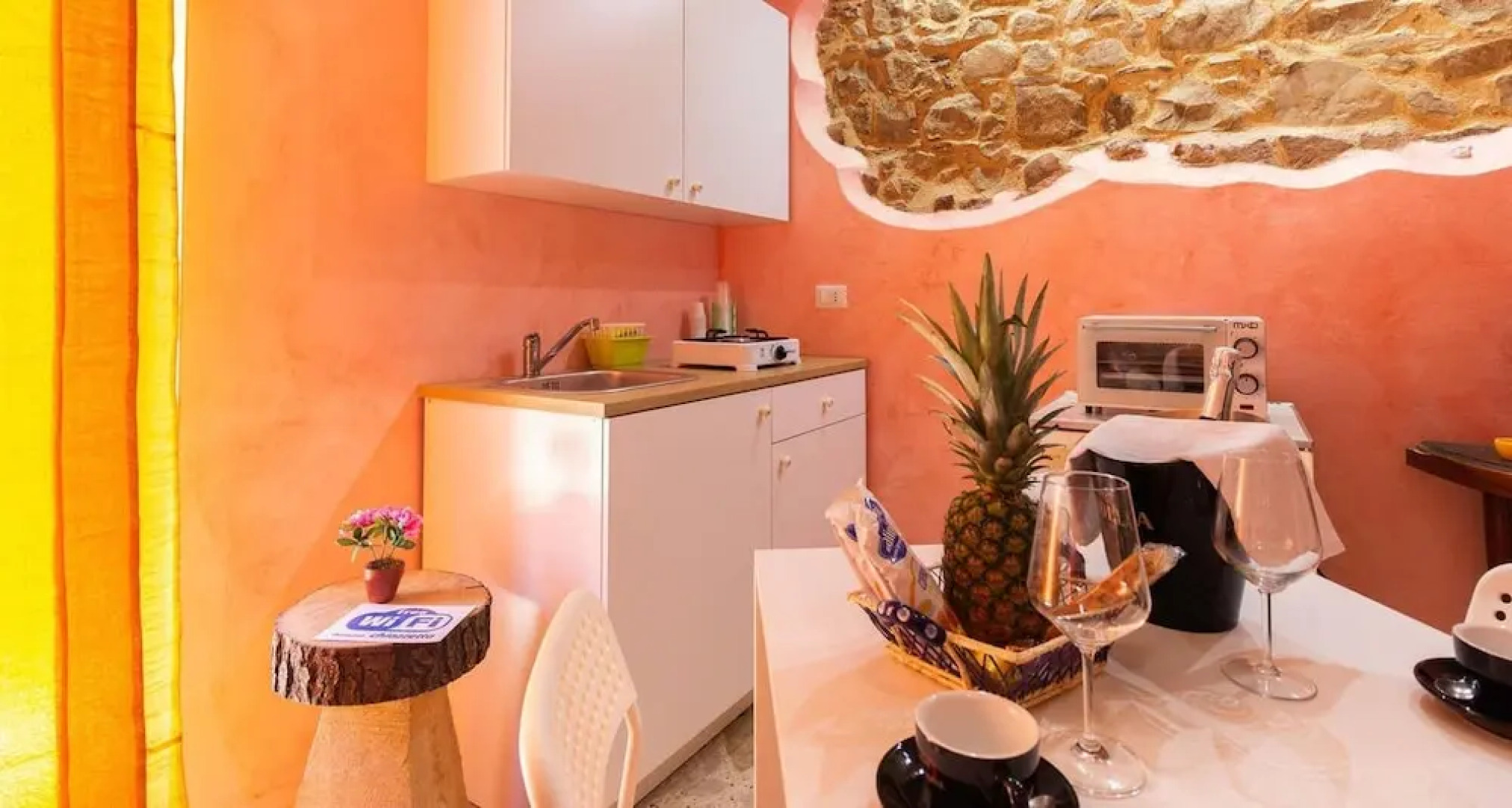 Studio in Castelbuono, With Wonderful City View, Balcony and Wifi