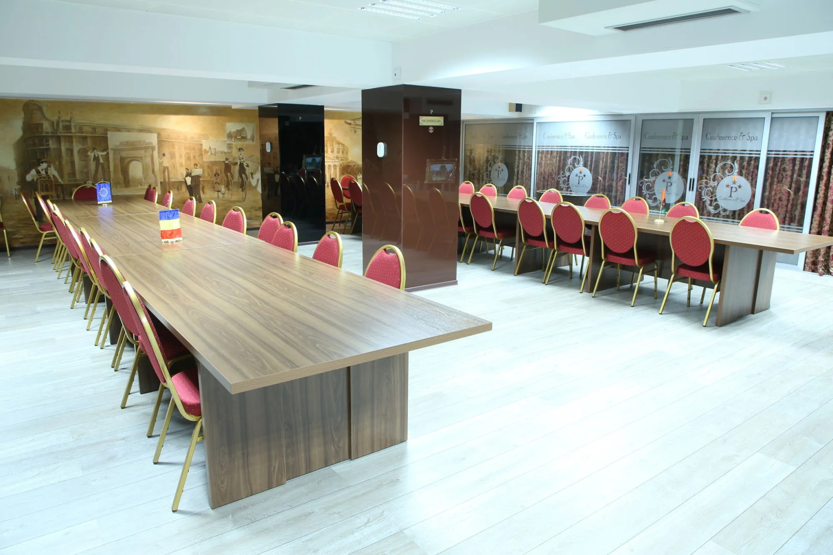 Grand Pier Hotel Old Town