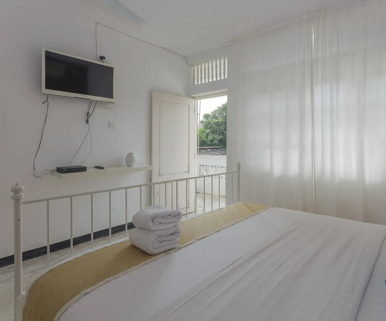 Royce Boutique Hotel