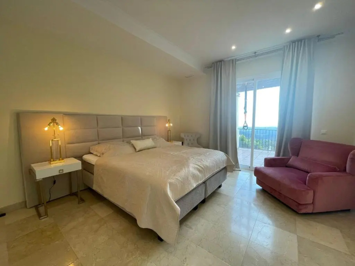 Villa Olga MARBELLA- GOLDEN MILE -Breathtaking SEA VIEW- PRIVATE POOL