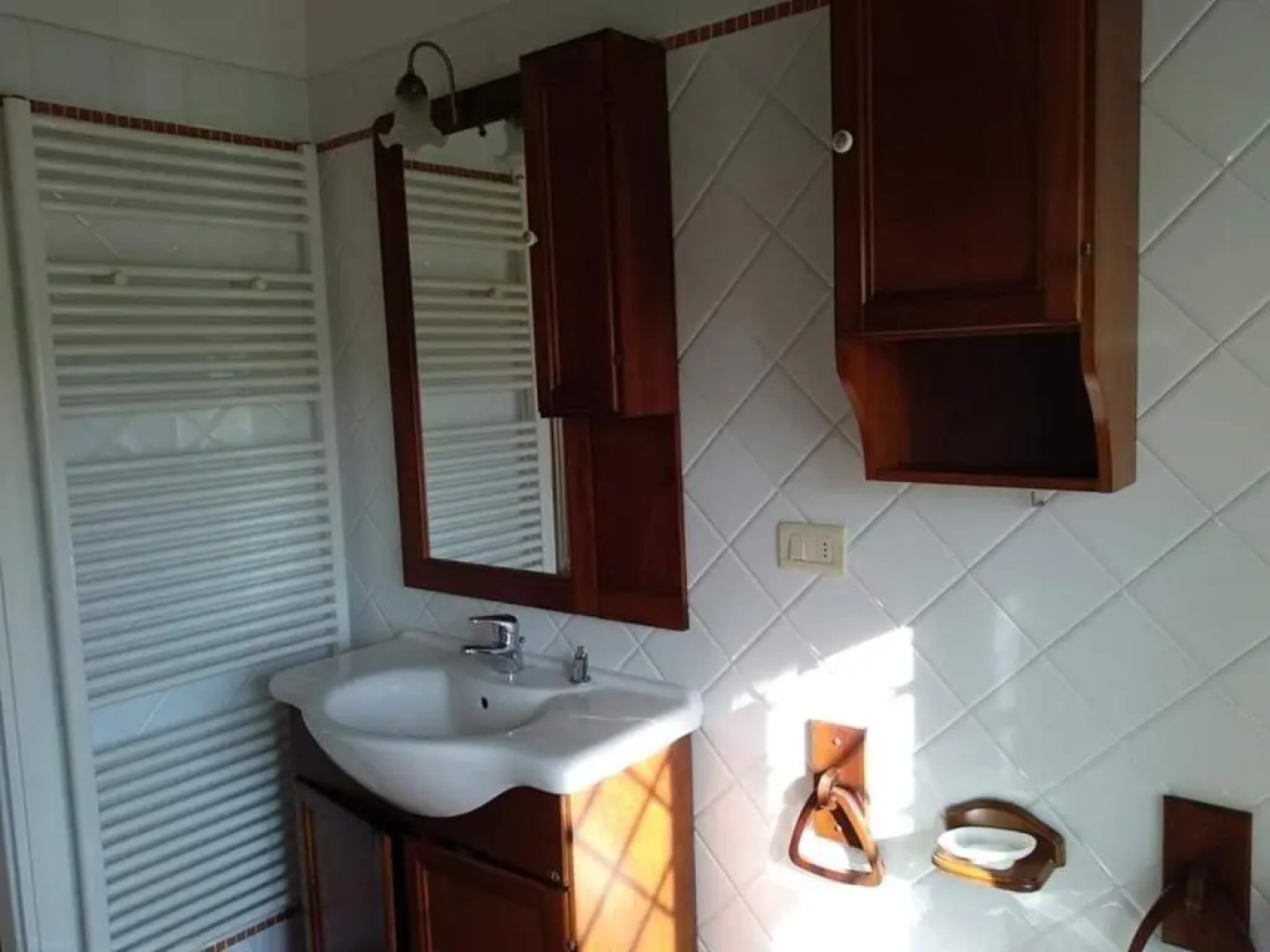 Villetta sui colli nelle Marche