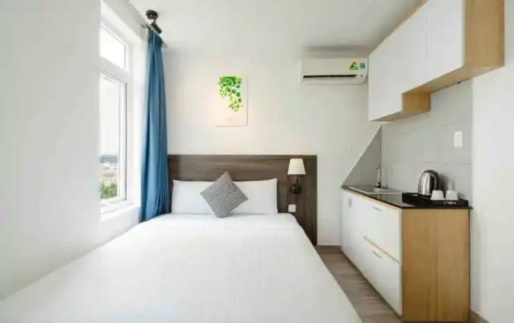 La Airport Tan Binh Hotel