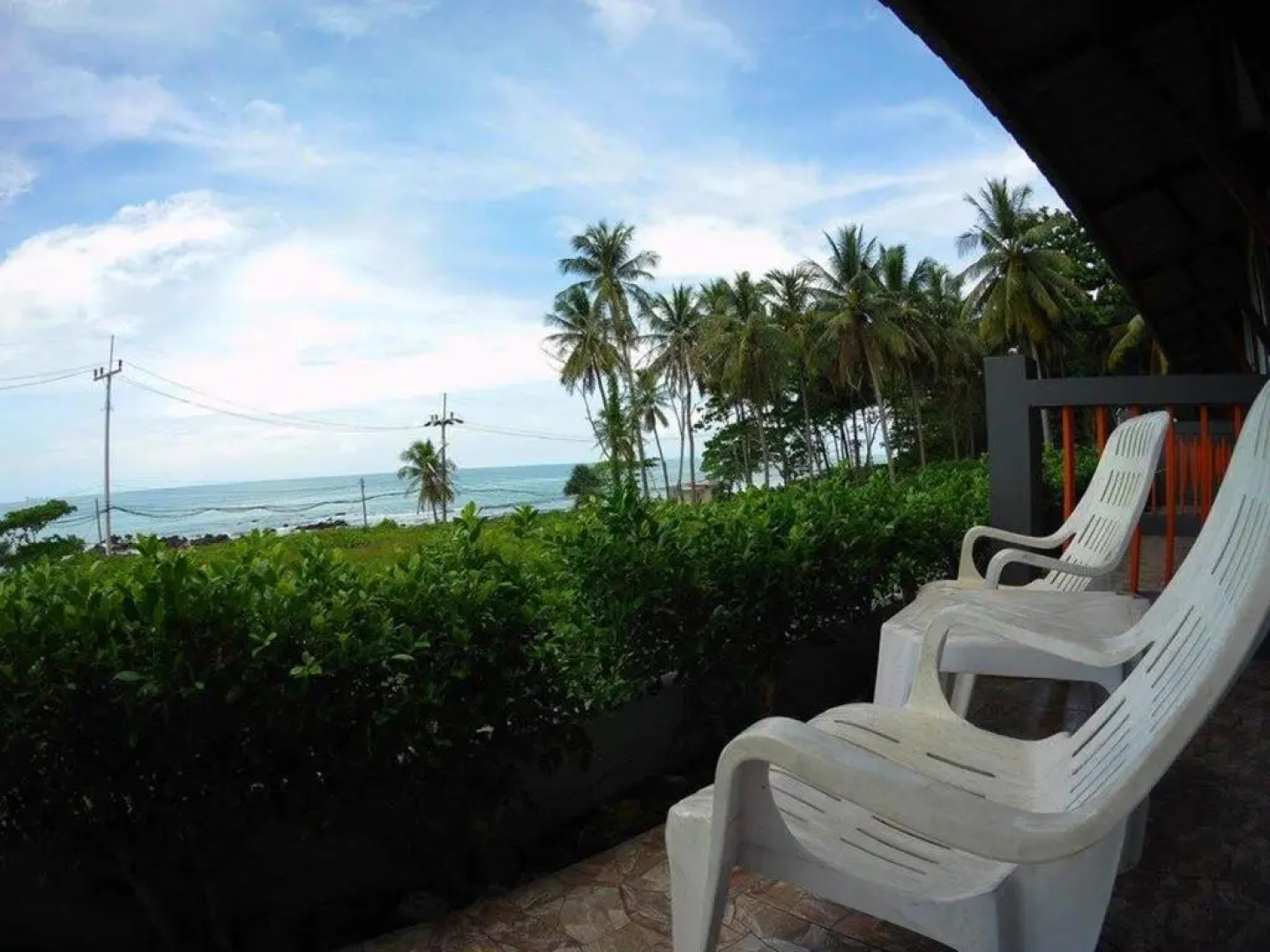 The Sea At Lanta Hotel