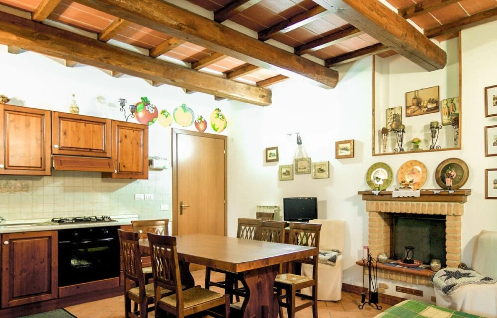 Traditional Apartment Beatrice