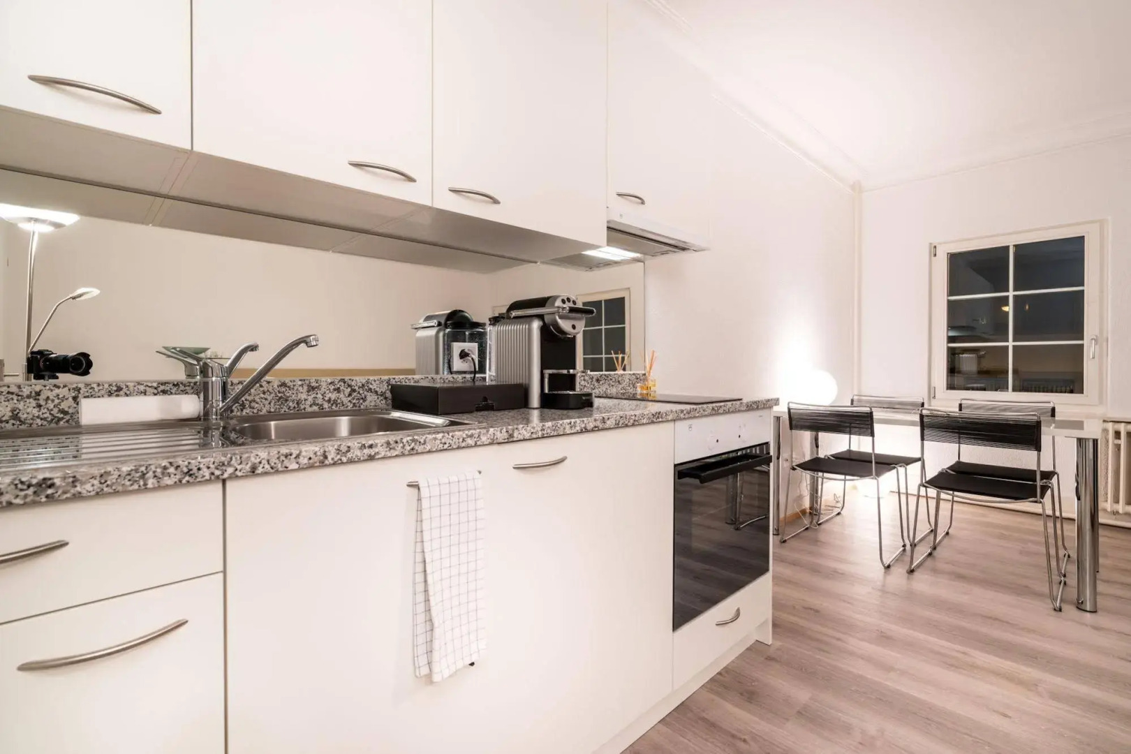 Top city center location by Airhome