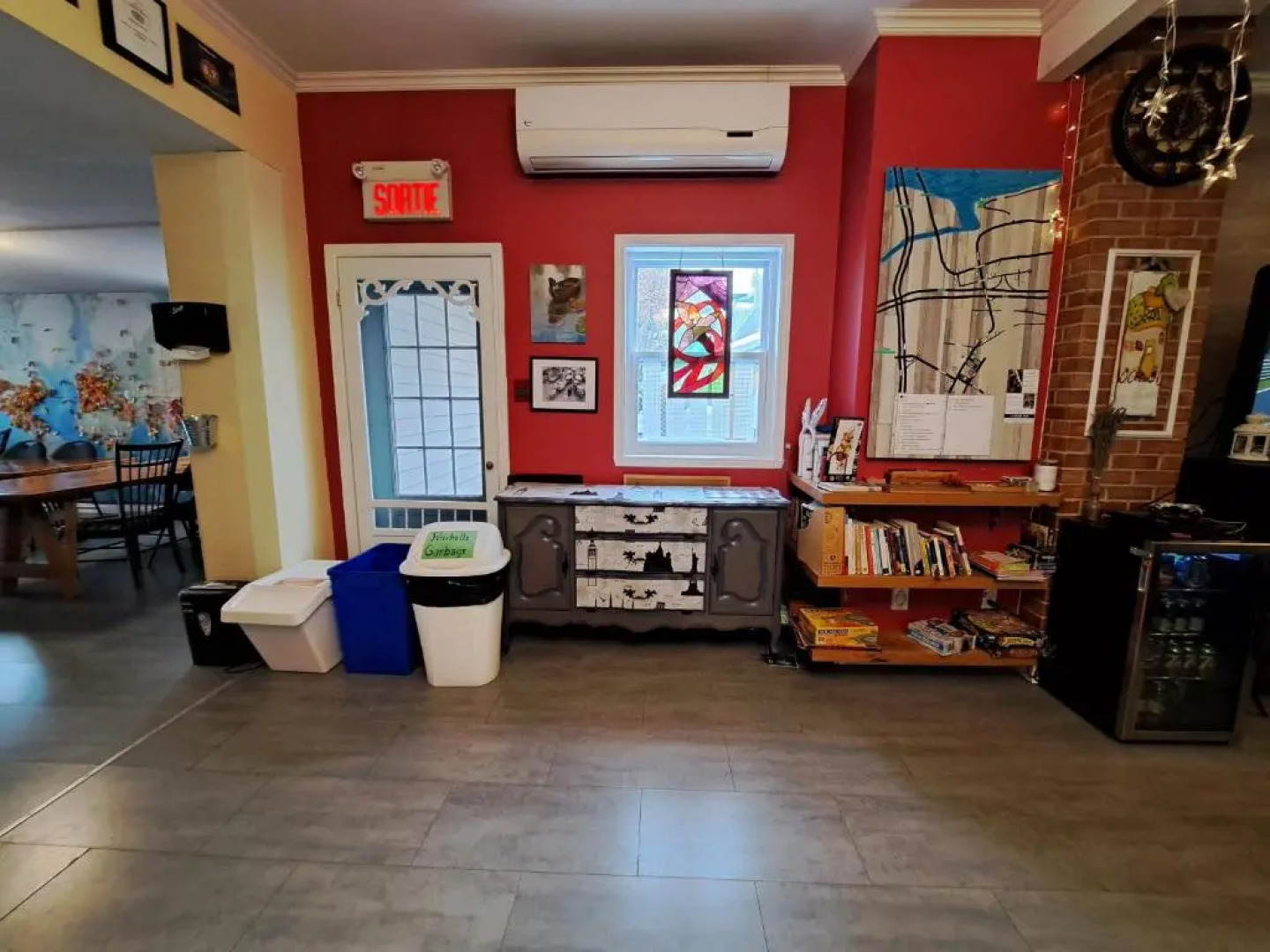 Auberge Jeunesse LouLou's Backpacker Hostel