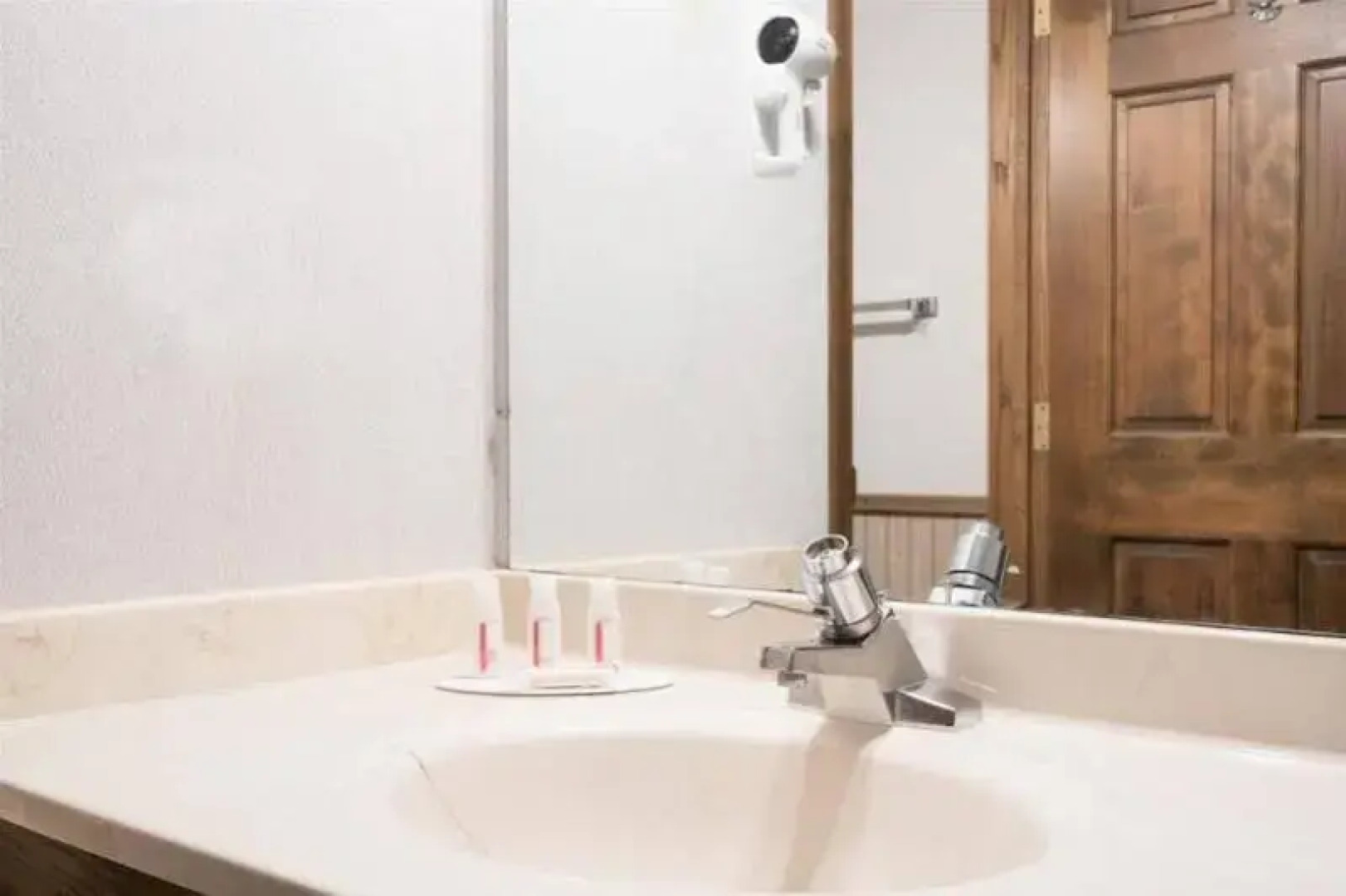 Days Inn by Wyndham Hutchinson