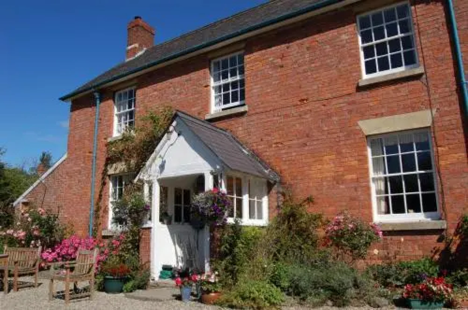 The Farm Snead Bed & Breakfast