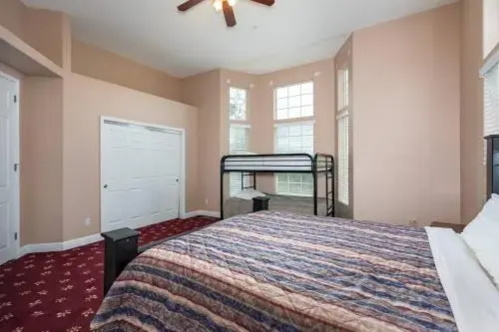 Yosemite 41 South Mansion