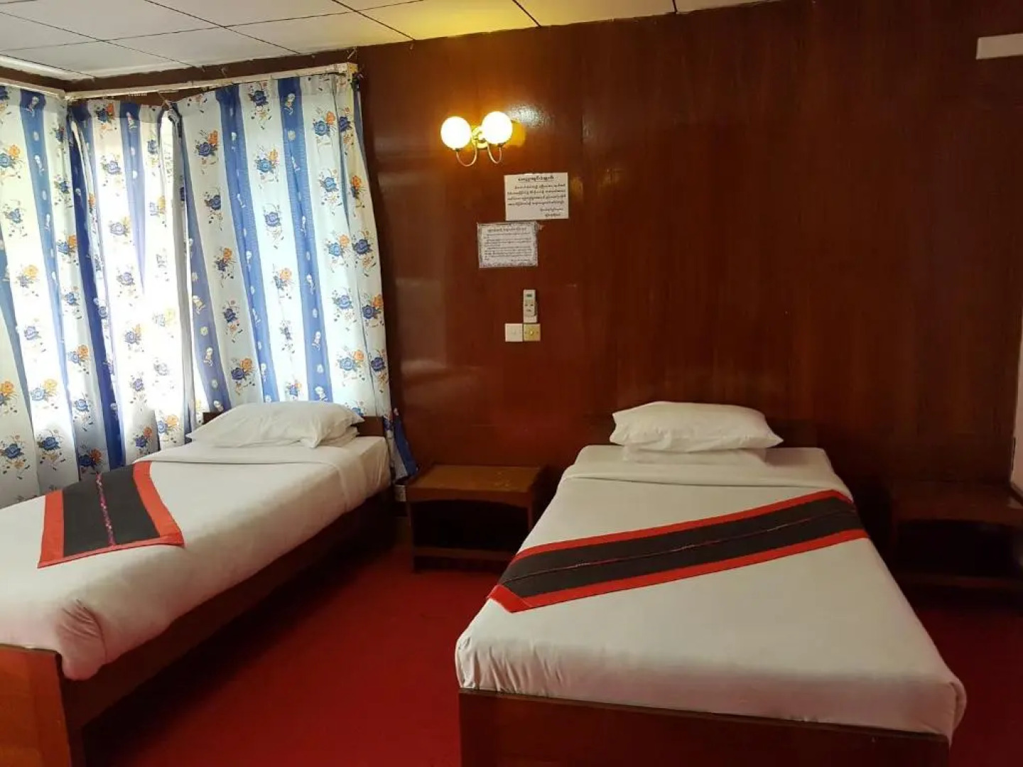 Kyaing Tong Paradise Hotel