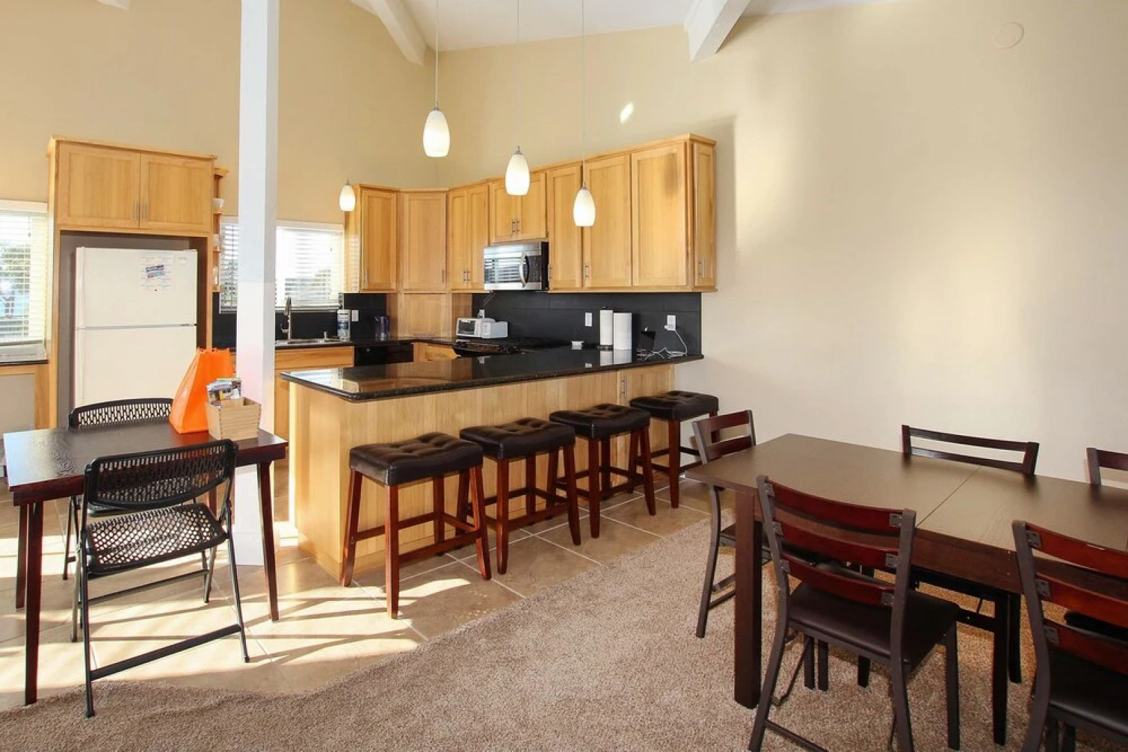 2br W/ Ocean Views - Steps To Beach 2 Bedroom Home