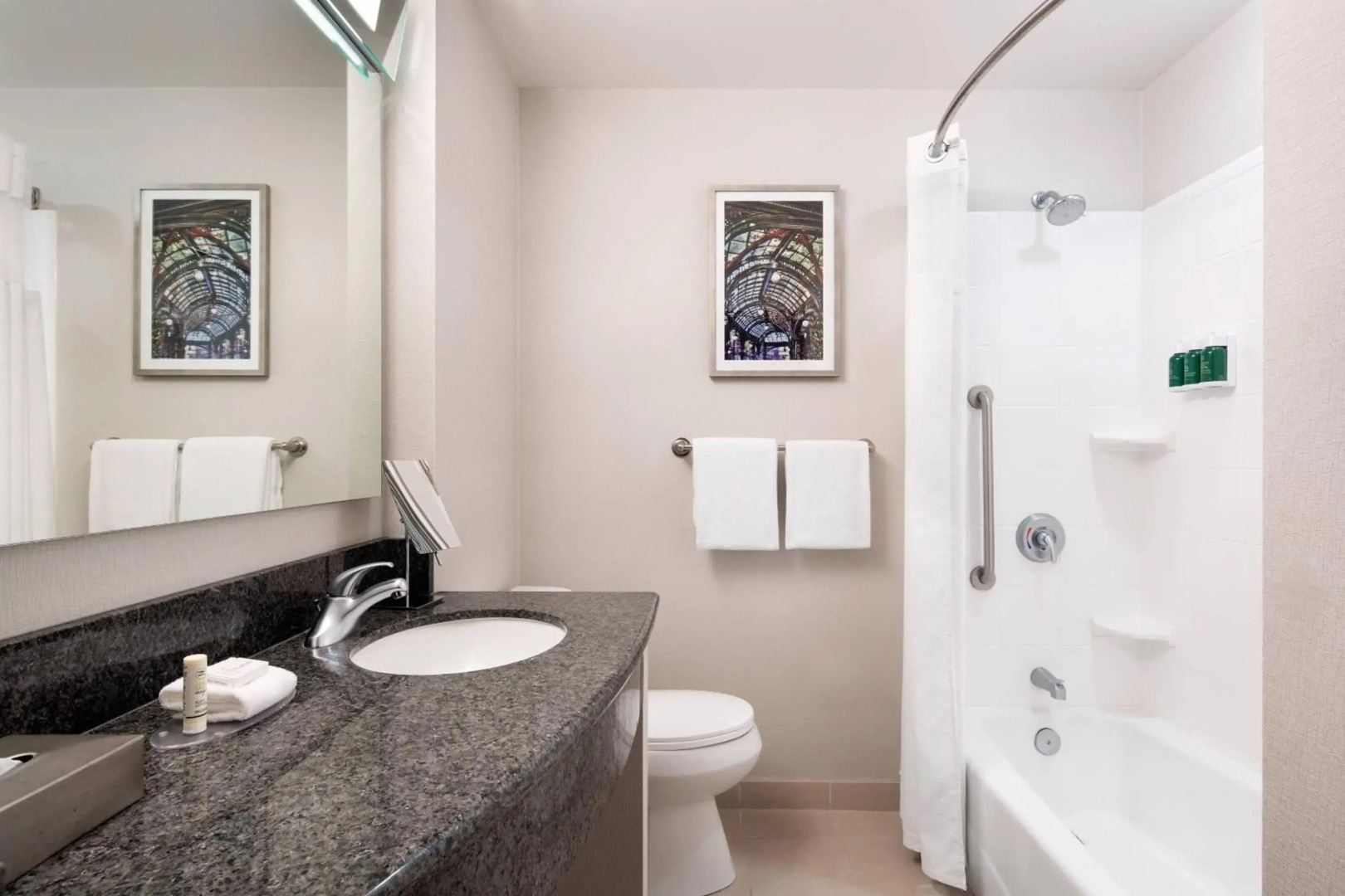 Courtyard Seattle Downtown Pioneer Square