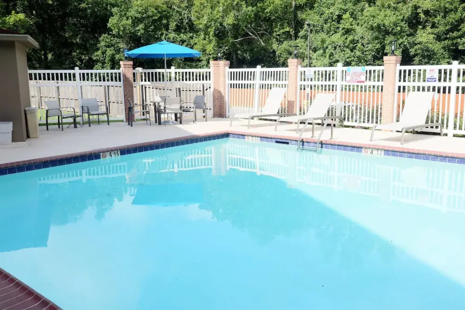 Holiday Inn Express Hotel & Suites Baton Rouge North