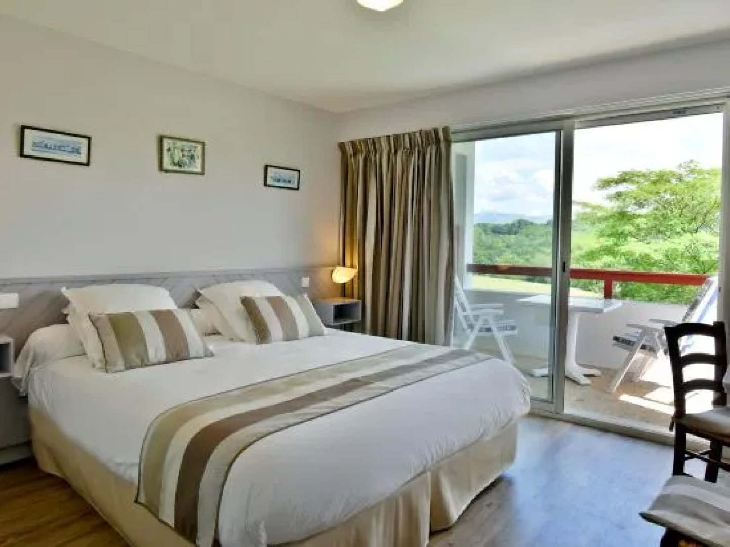 Logis Hôtel Baratchartea