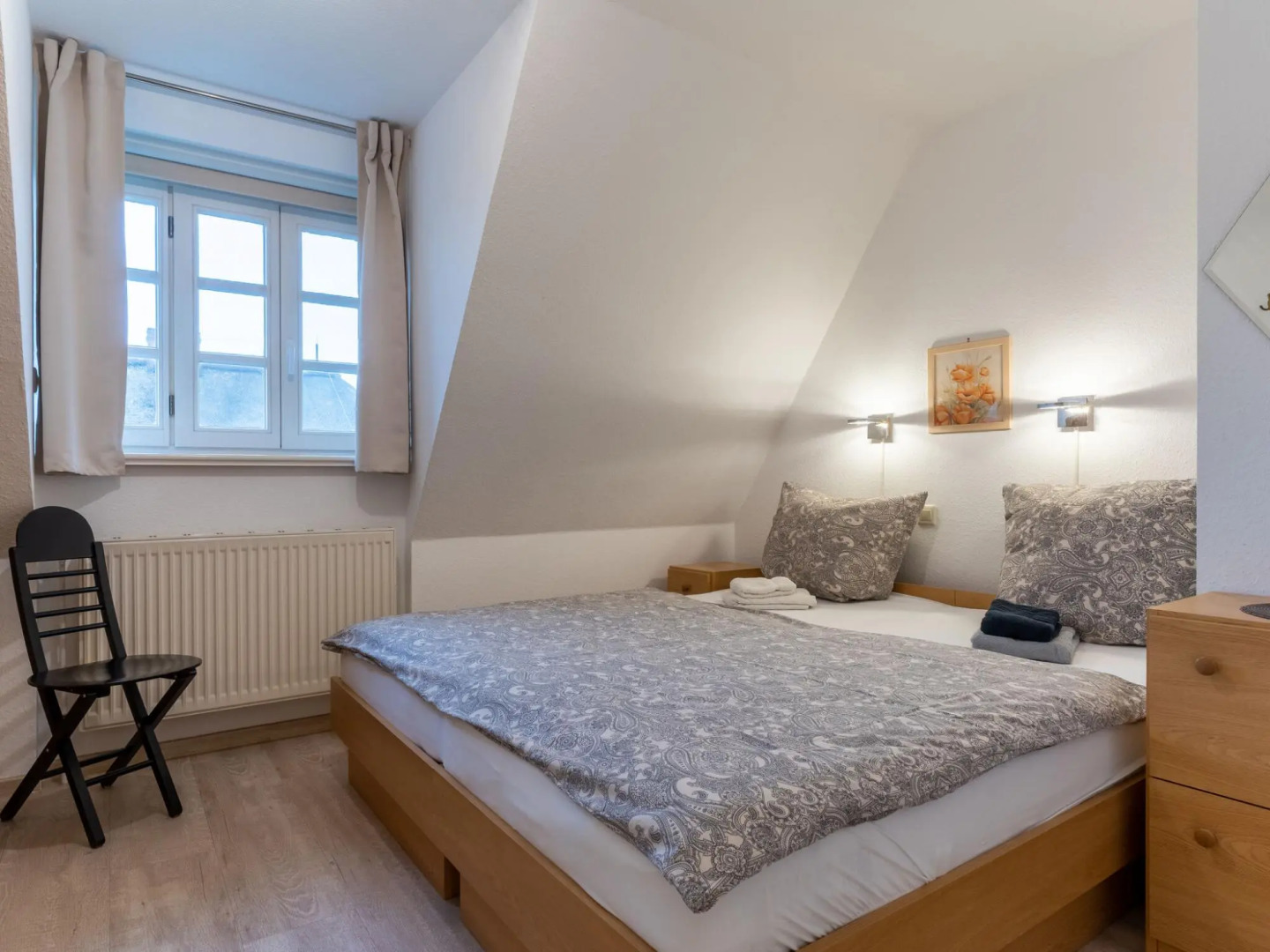 Holiday apartment with a fireplace in a thatched apartment house