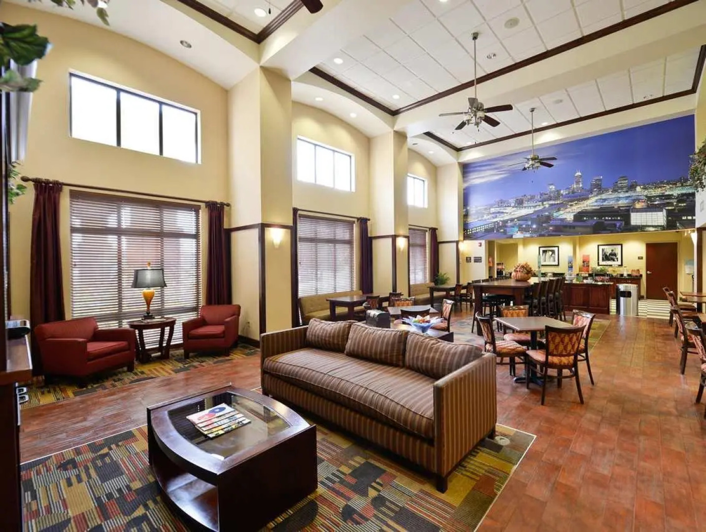 Hampton Inn & Suites Muncie