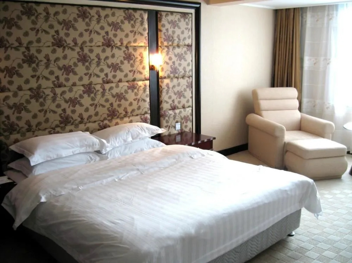 Crystal Hotel - Jilin