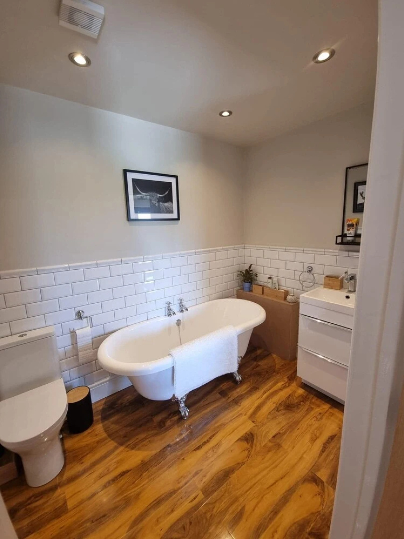 4bed Lodge Sleeps8-pet Friendly-hot Tub-log Burner