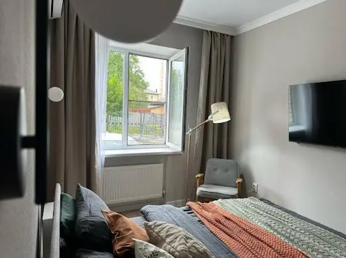 Апартаменты на улице Лопырина