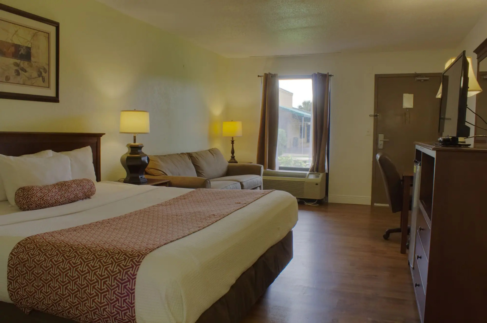 Winter Haven Suites & Conference Center