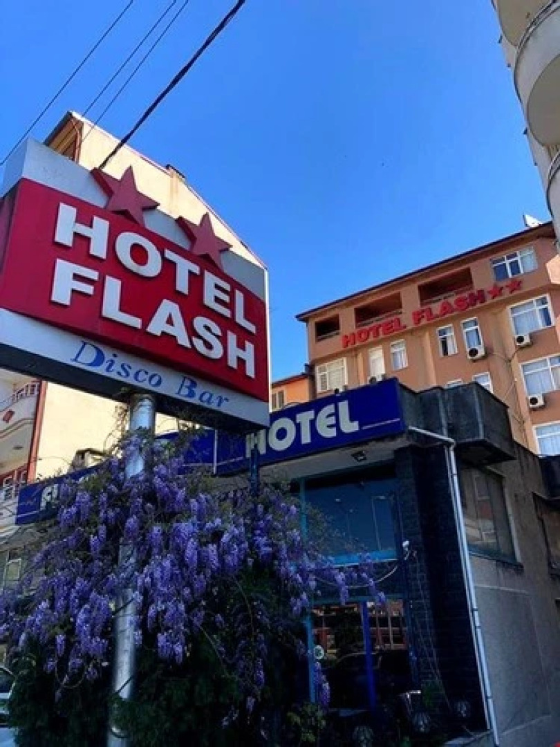 Hotel Flash
