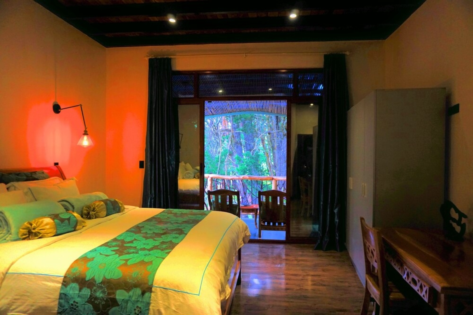 Room With Jacuzzi, Home Vacation Spa, Turkish Bath, Exfoliations