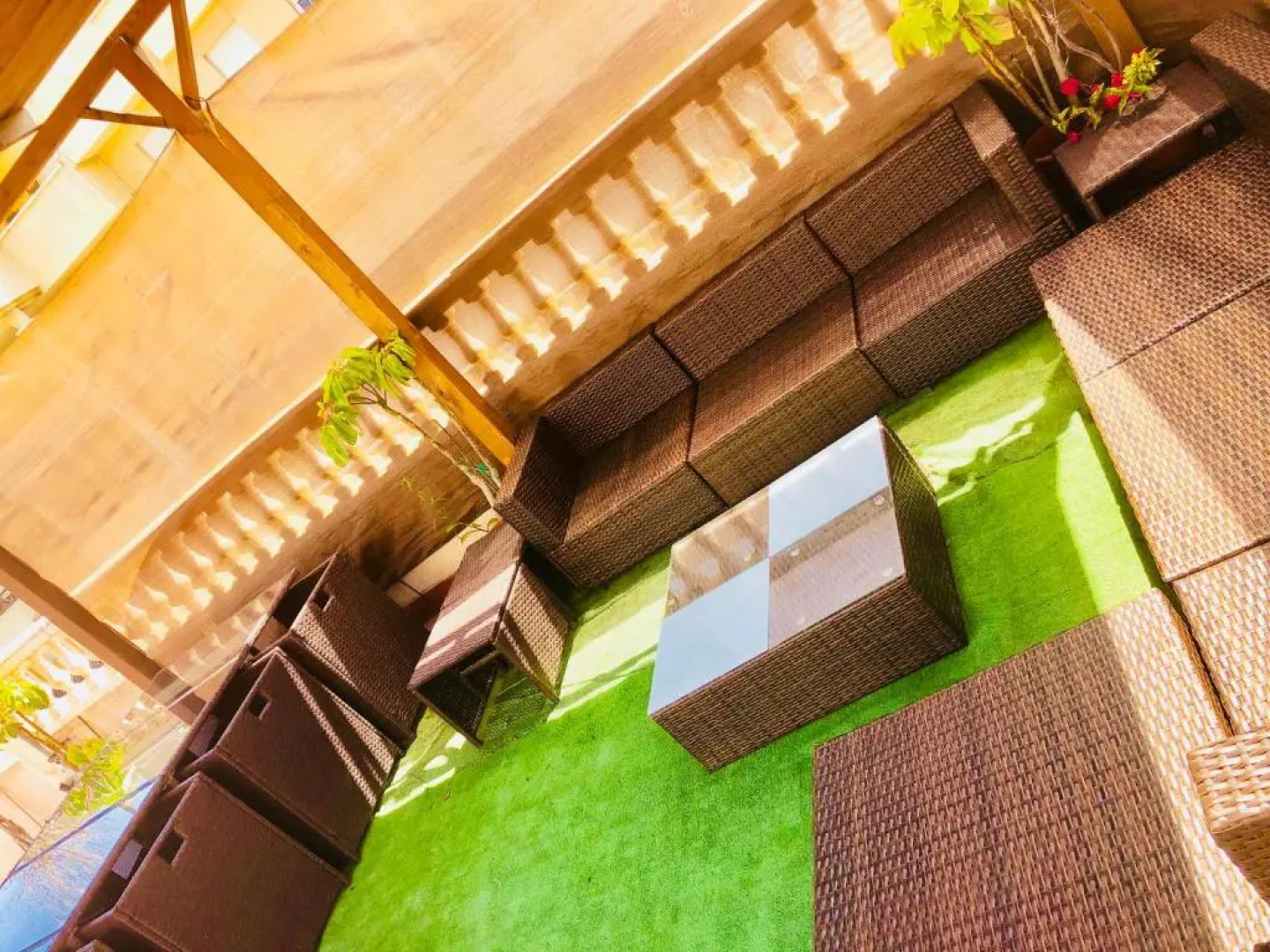 GRAN CASA con TERRAZA a 3 min Playa con Wifi - rodeada de servicios