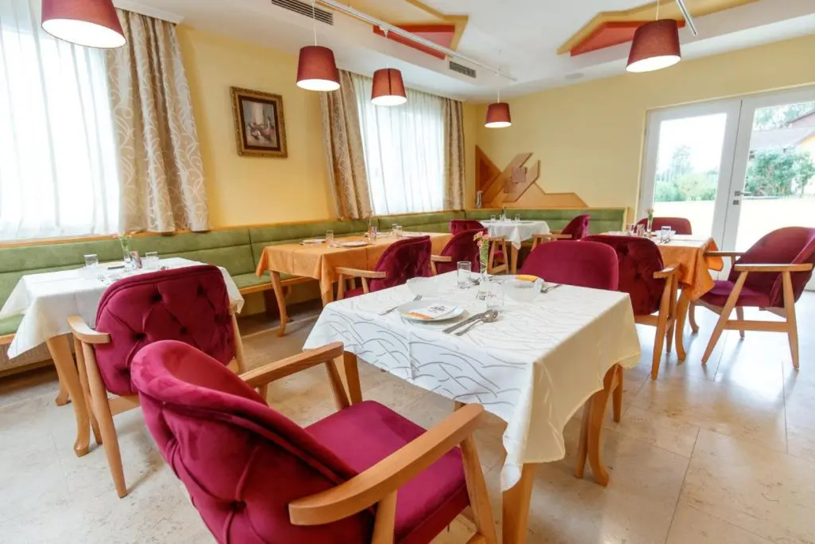 VULKAN Residenz Hotel & Restaurant