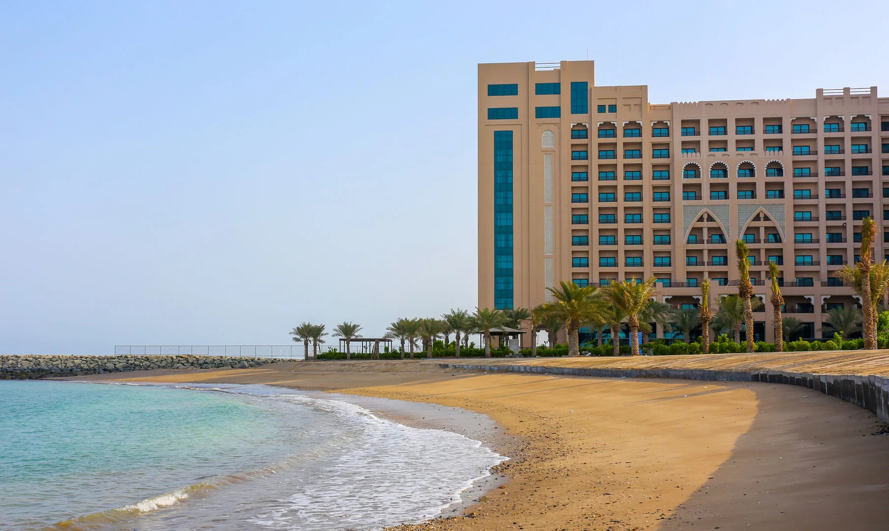 Al Bahar Hotel & Resort