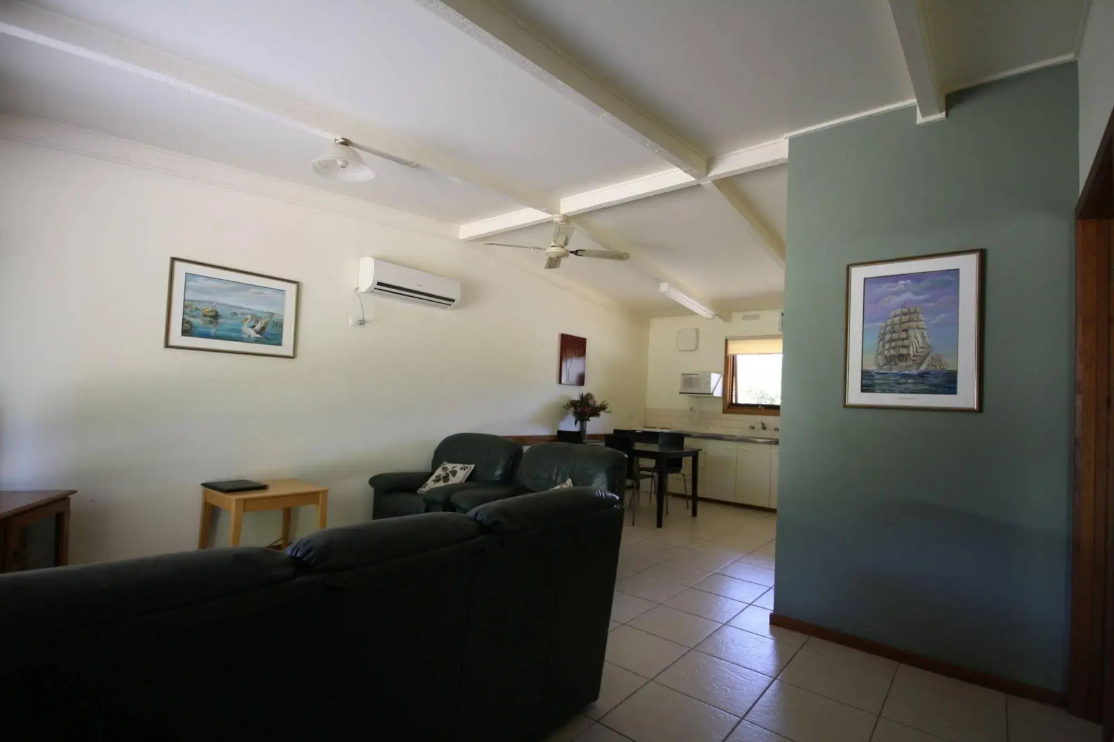 Halls Haven Holiday Units