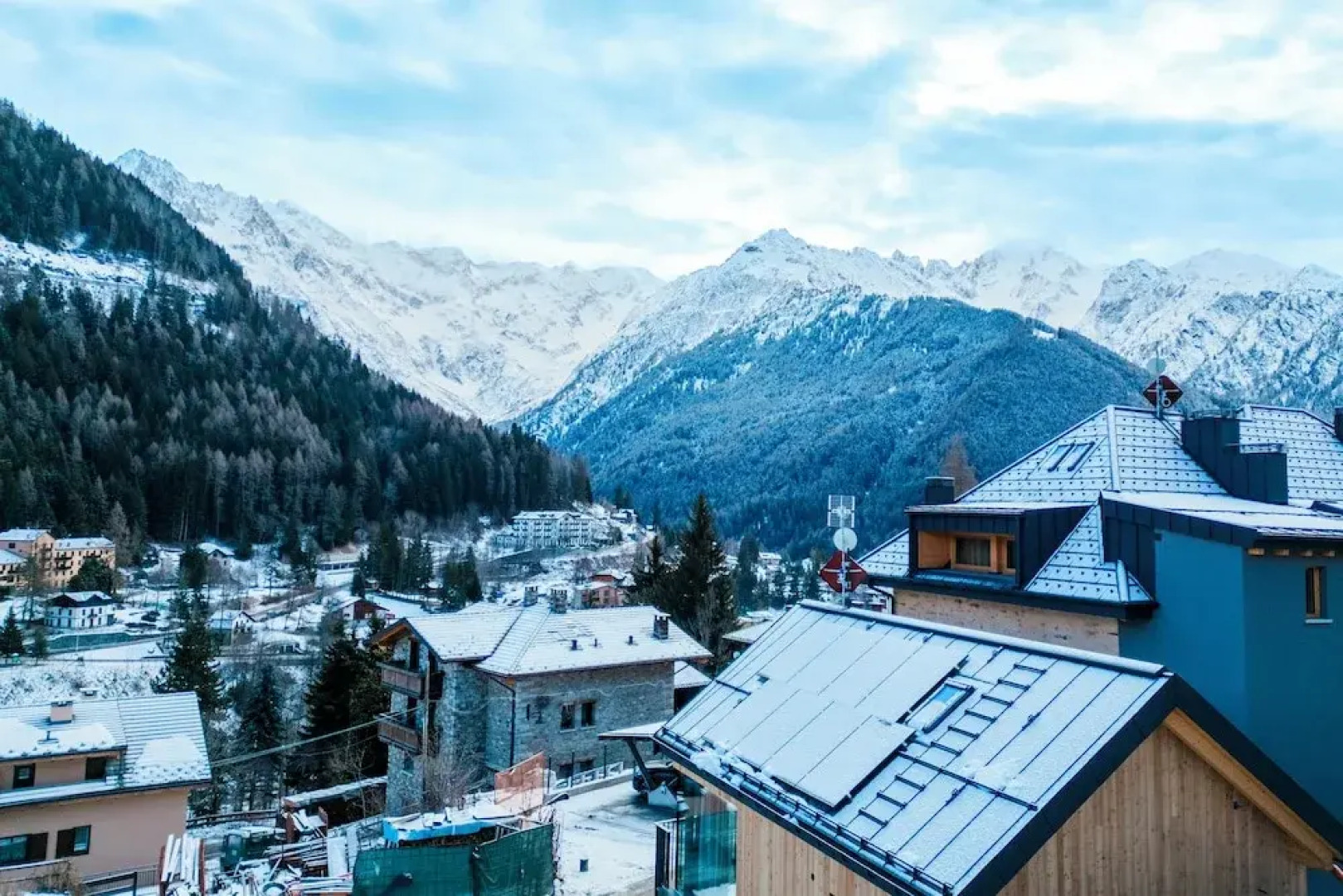 Dalania Mountain Apartments