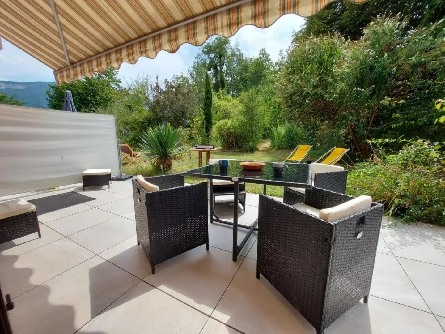 Rare, cosy studio terrasse au coeur de St-Jorioz