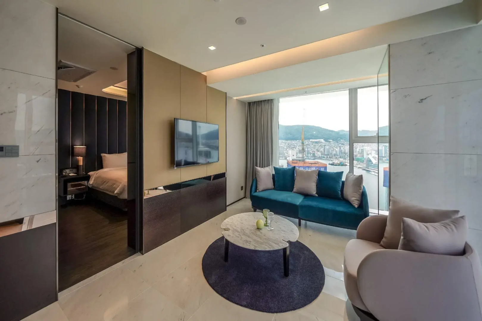Lavalse Hotel