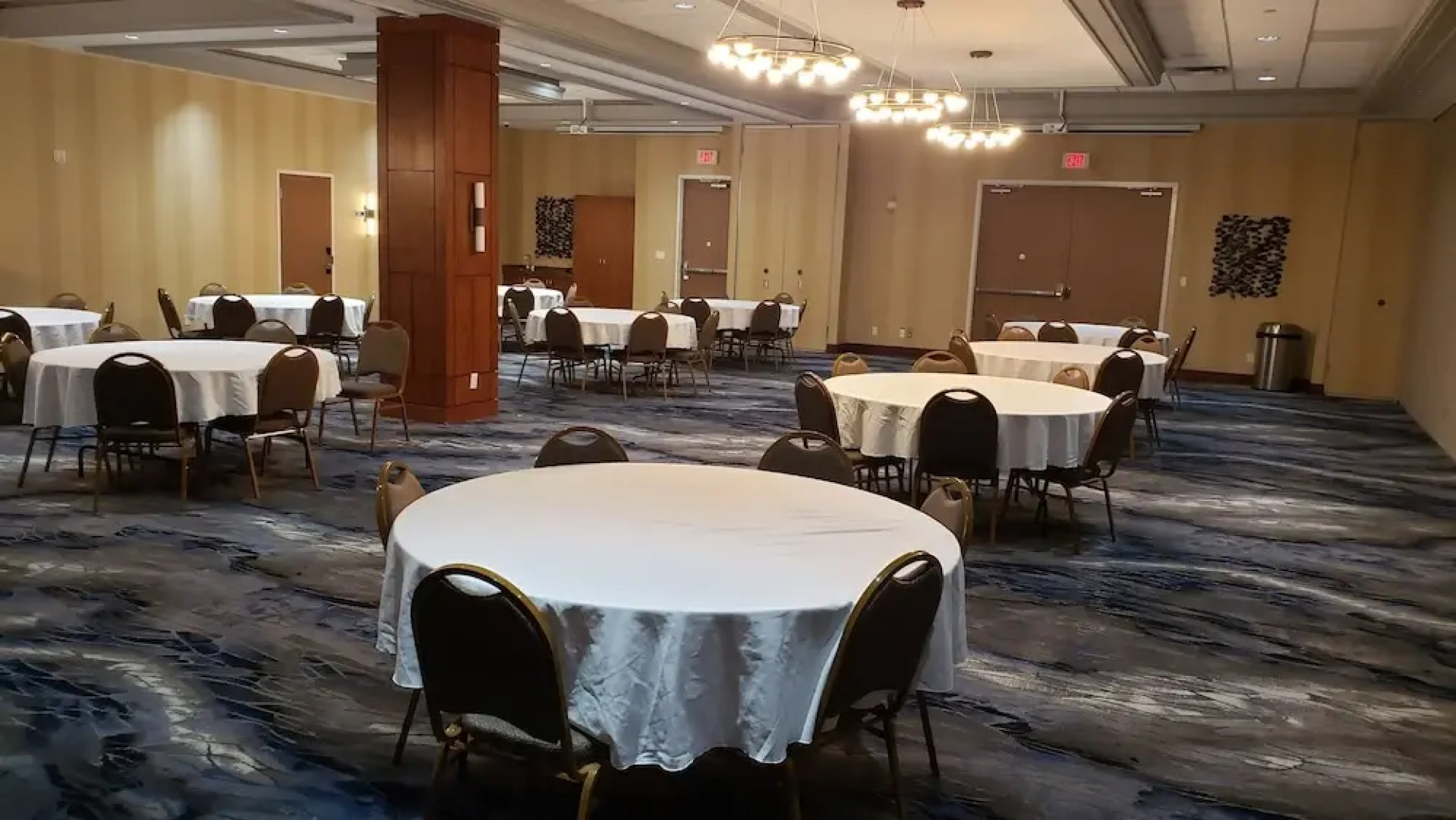 Newmarket Hotel & Suites