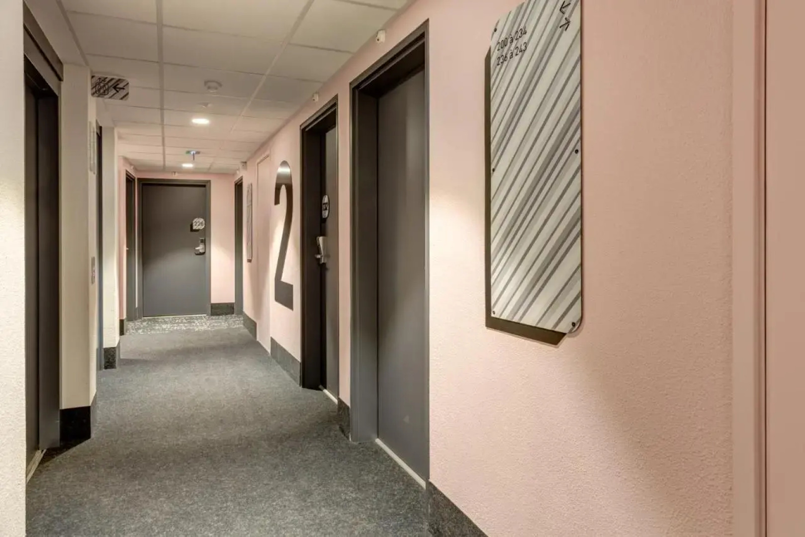 B&B HOTEL Paris Sud Châtenay Malabry