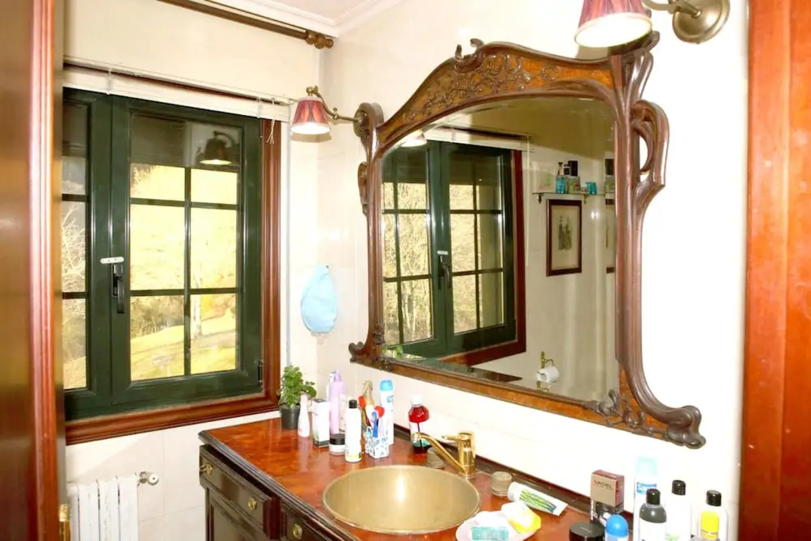 House With 5 Bedrooms in Pontevedra, With Enclosed Garden