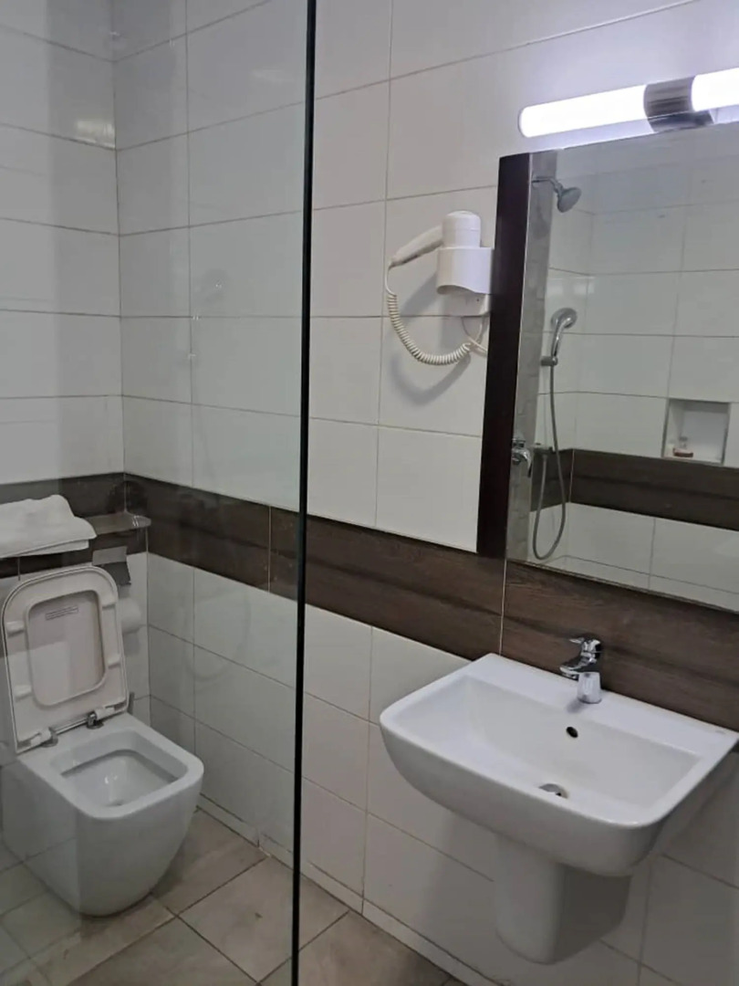 Rockview Hotel Festac