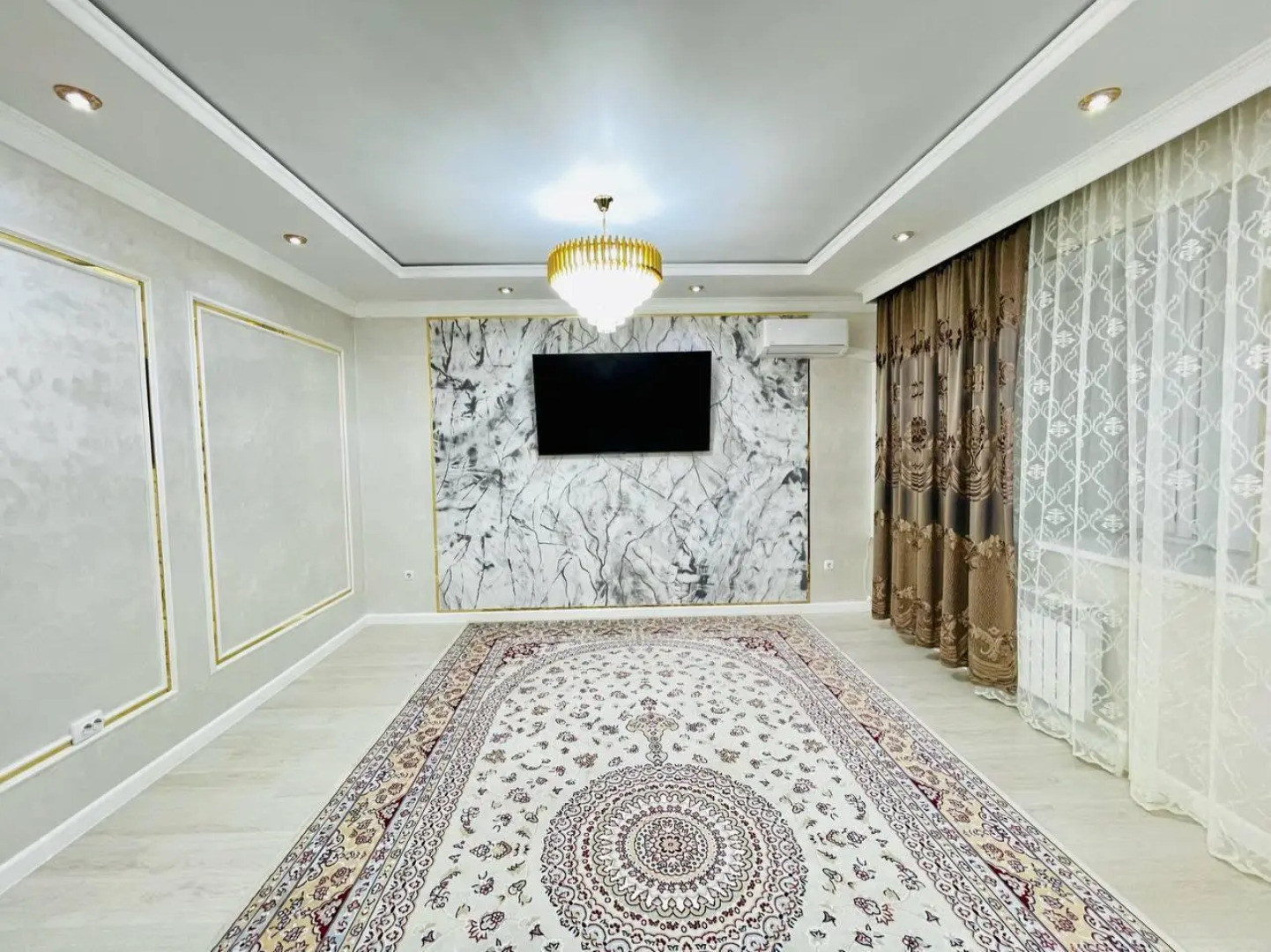 Апартаменты на улице Таумуша Жумагалиева 10 блок 4