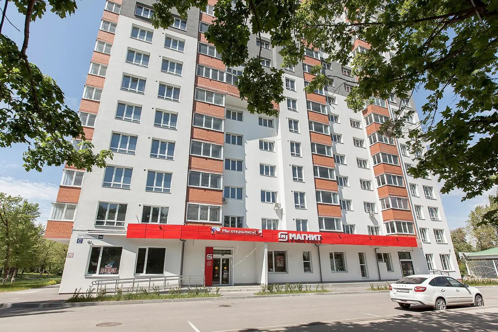 Апартаменты на проспекте Степана Разина 16В