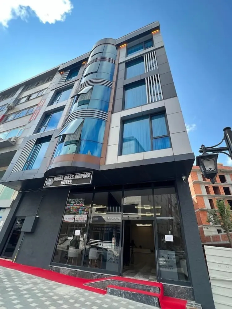 Royal Mass Airport Business Hotel