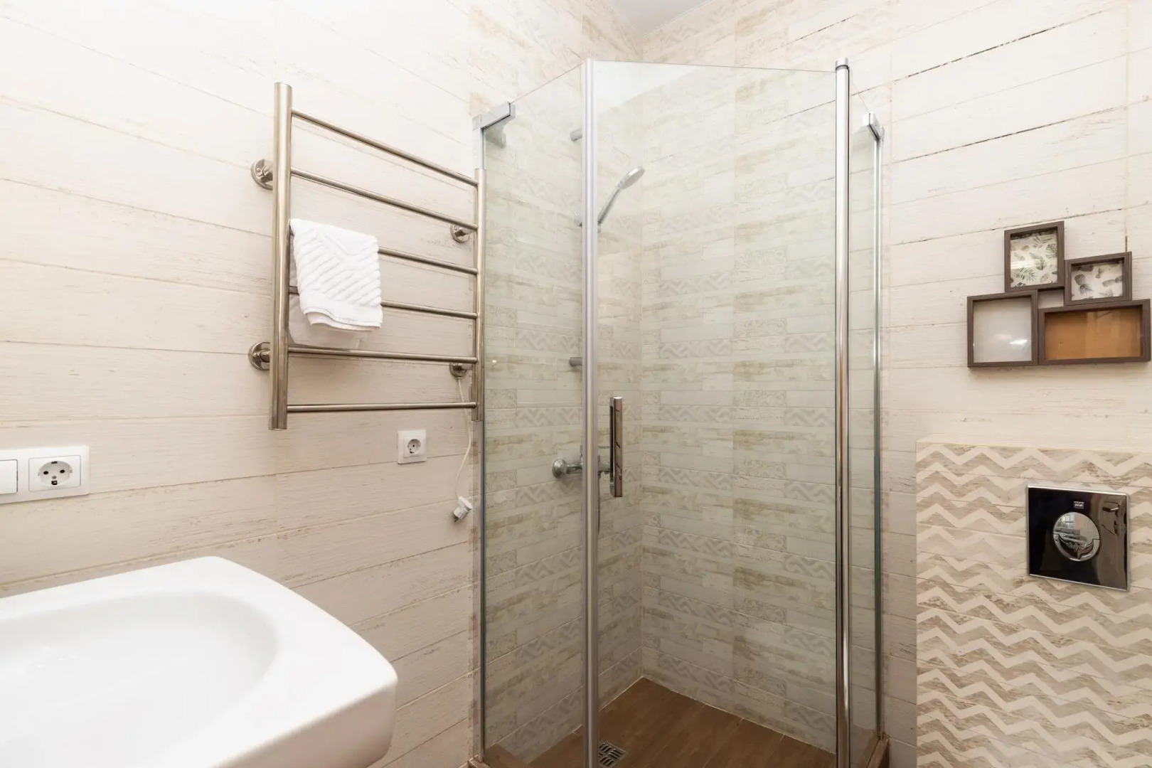 Море апартаментов в переулке Кувшинок