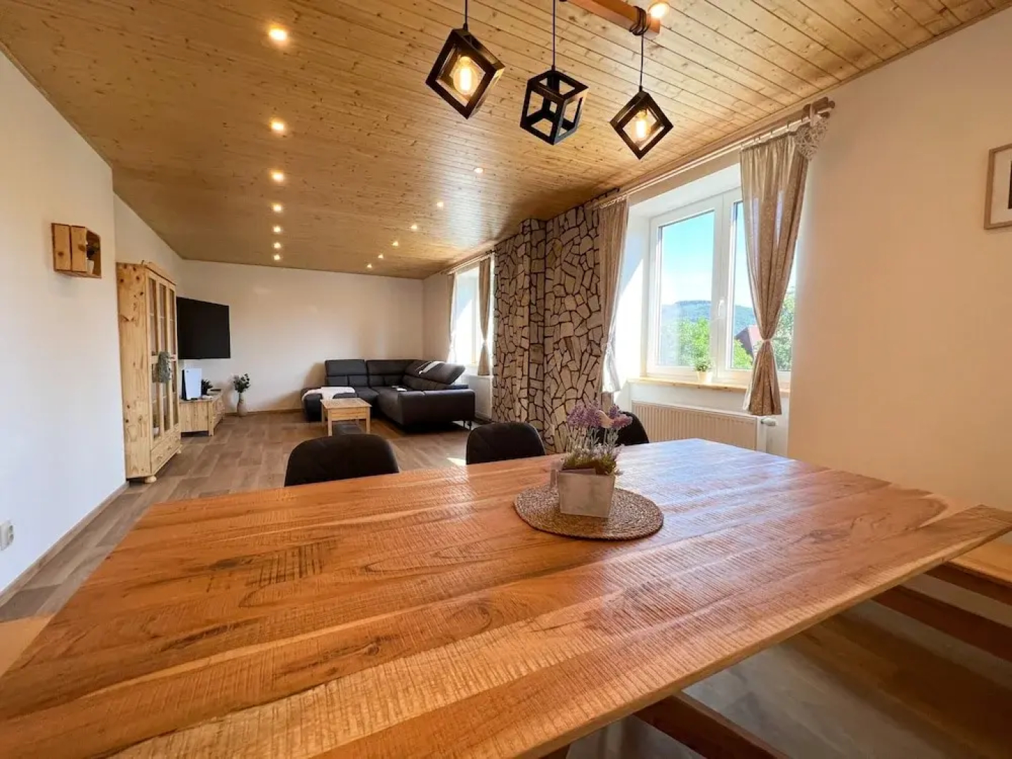 Villa in Bohemia With hot tub