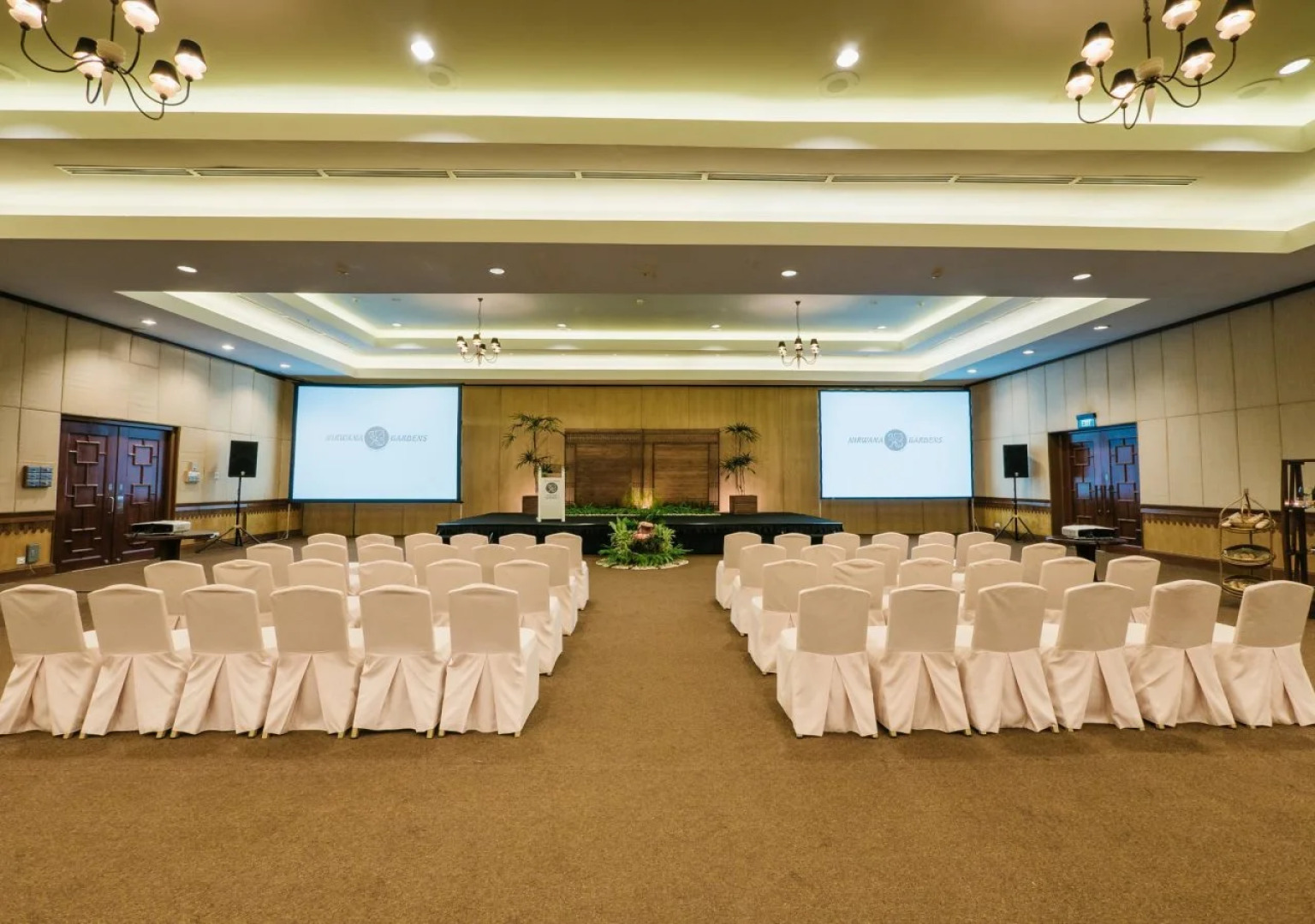 Nirwana Resort Hotel