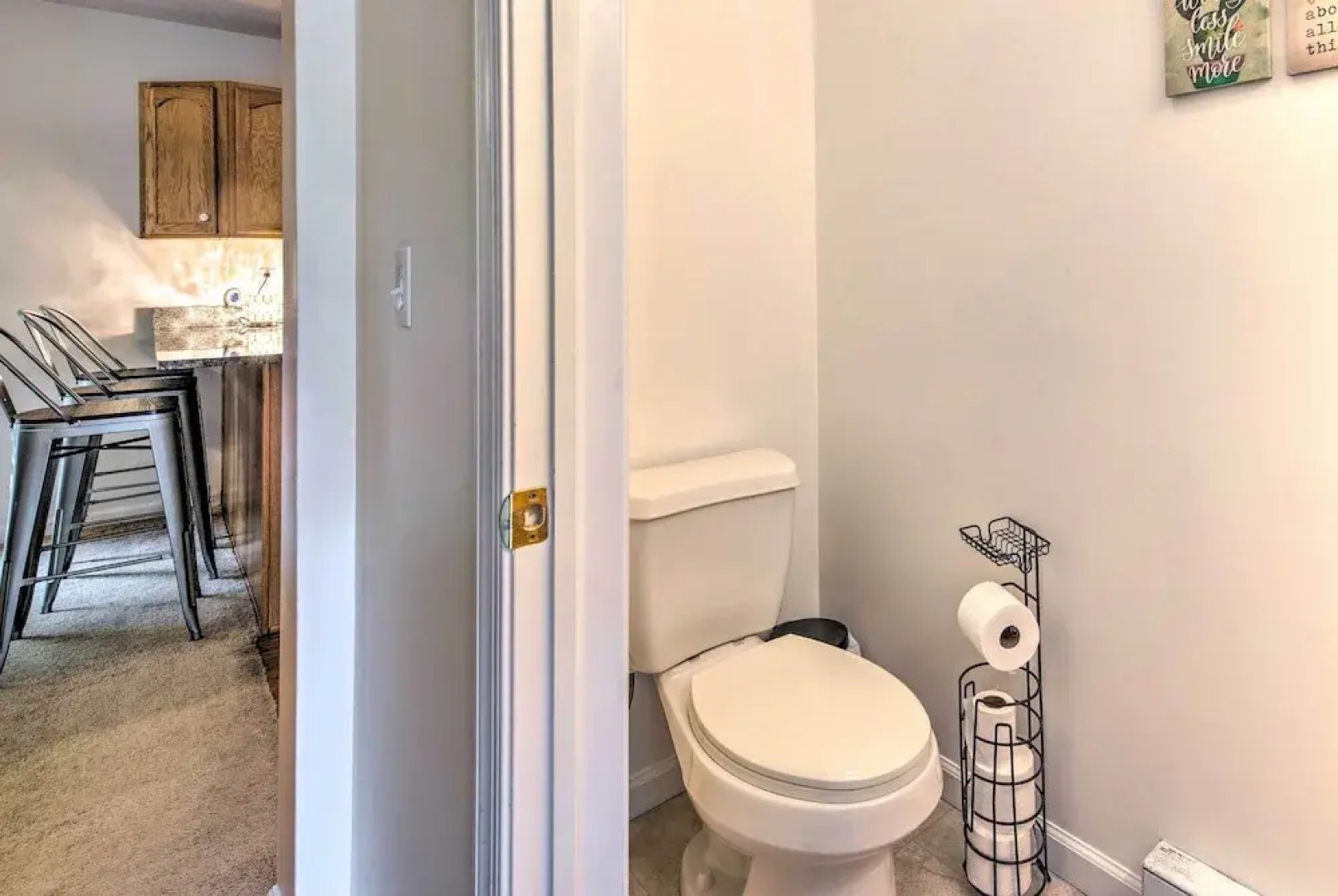 Jacuzzi & Resort Amenities: Tobyhanna Family Home!