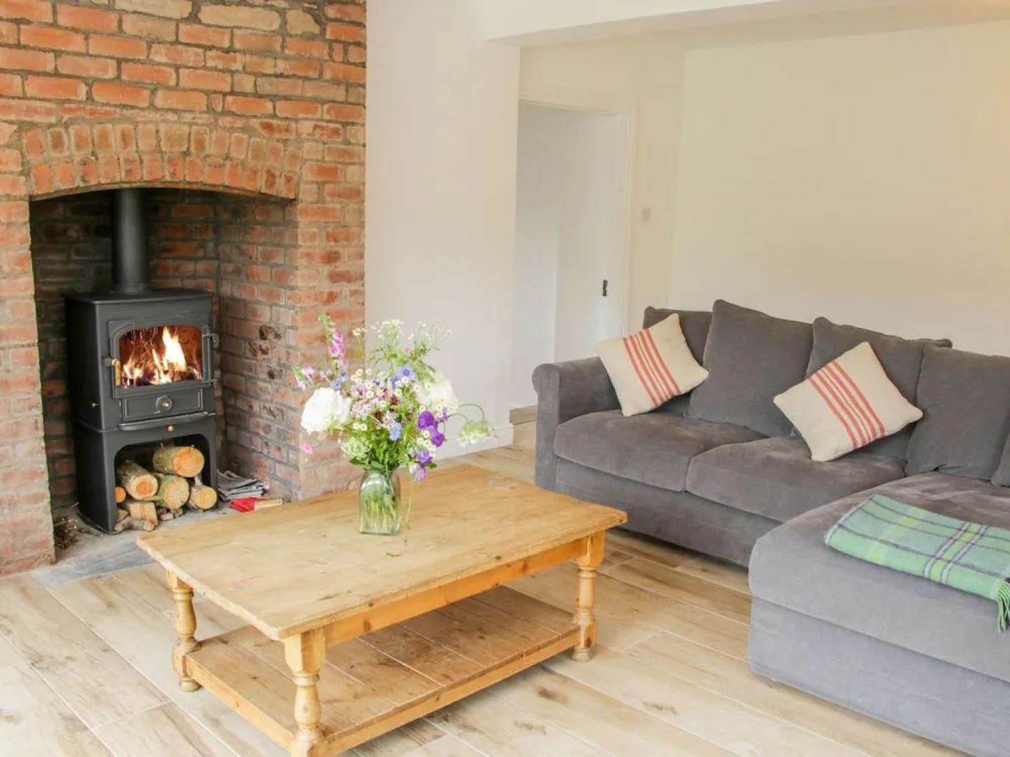 The Old Farmhouse, Upper Pitts