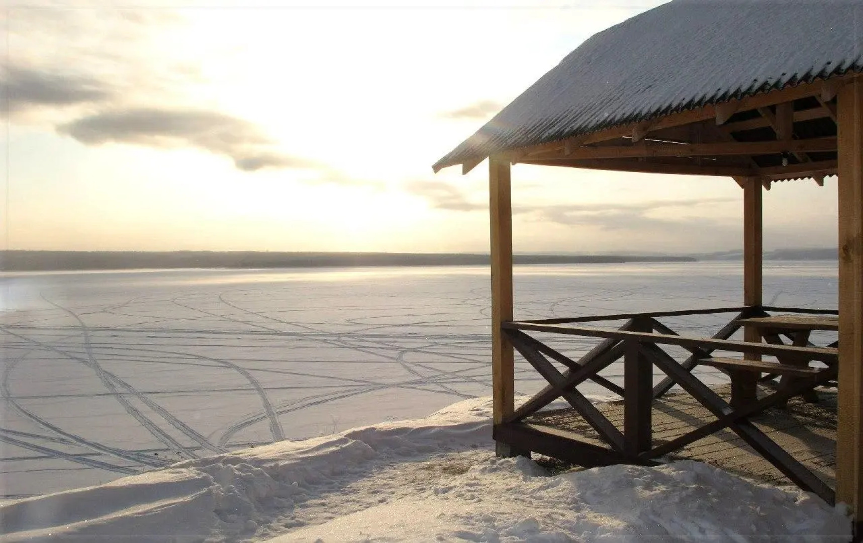 Белый Берег