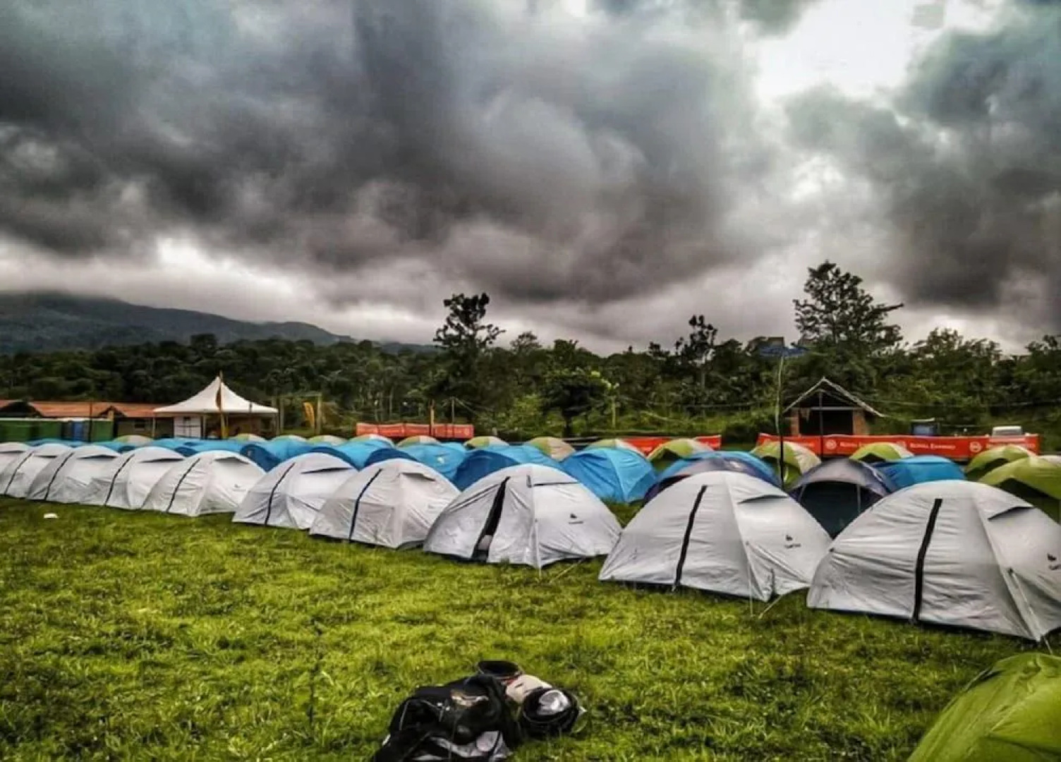 Jungle Mount Adventure Camp