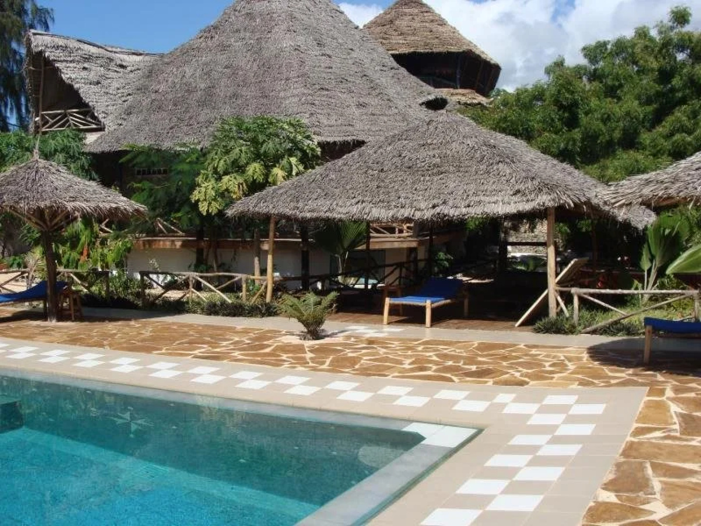 Pumzika Beach Resort