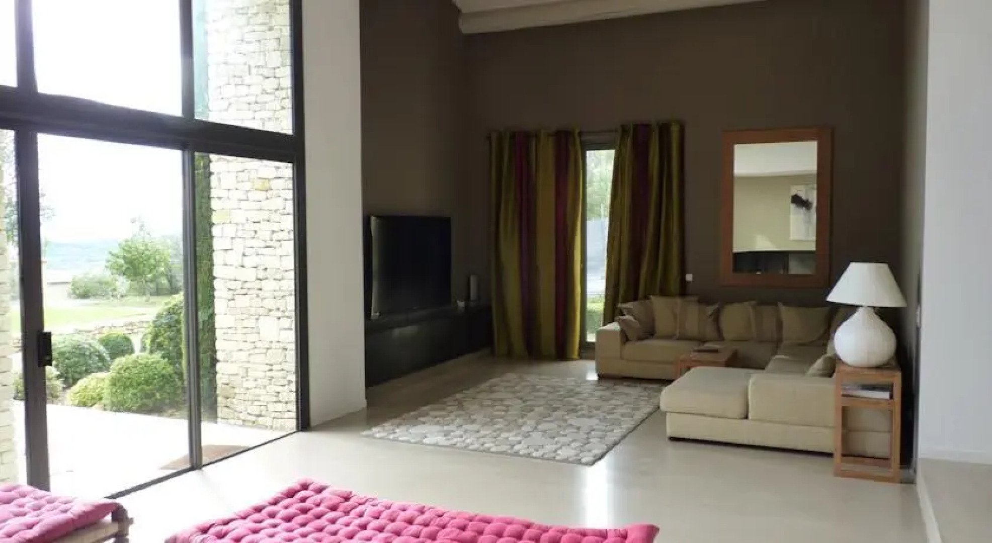 Provence Secrète-Contemporaine à Gordes