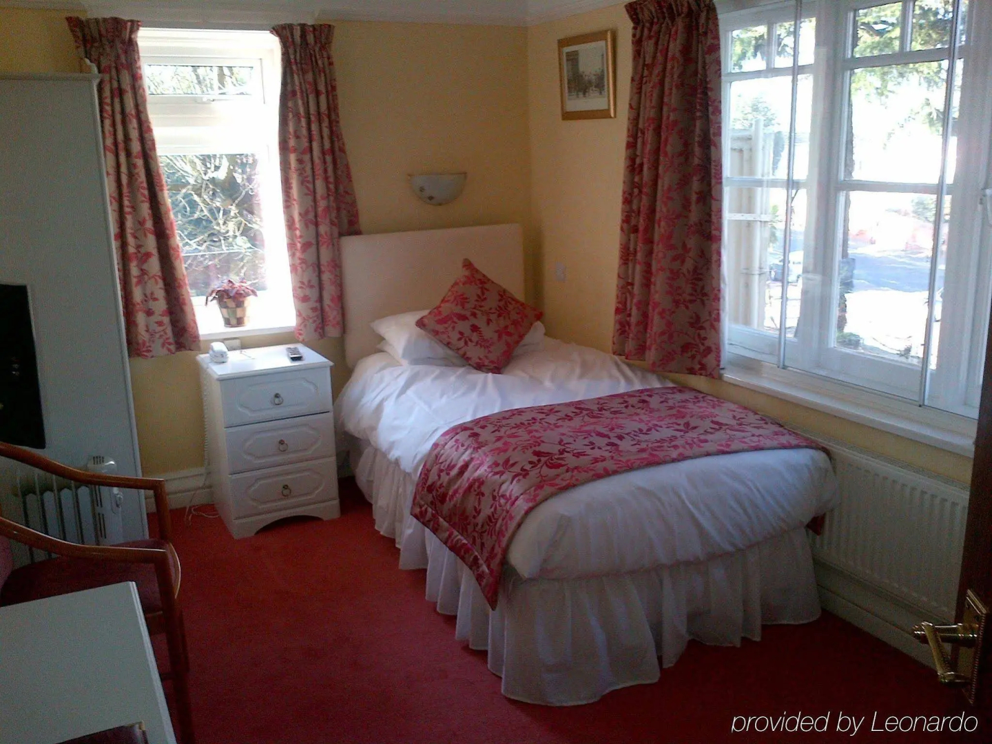 Elva Lodge Hotel